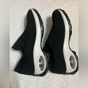 HKR Women’s Walking Shoes size 8